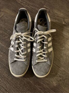 adidas Men's Low Top Lace-Up Suede Sneakers Gray/White Style Code 675001